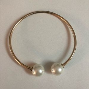 Zara Faux Pearl Necklace